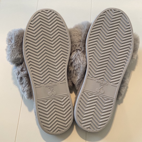 Halluci Slippers - Picture 3 of 7